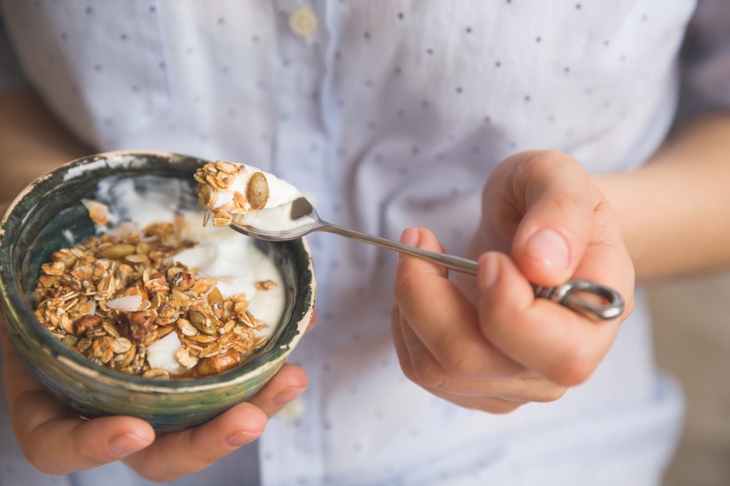 Study finds eating breakfast helps you stay slimmer