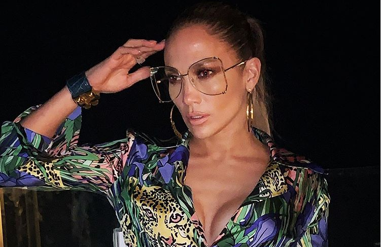 See Jennifer Lopez dazzle in an extravagant wedding gown