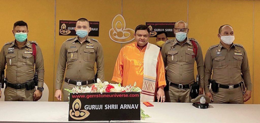 Guruji Shrii Arnav with senior officers of the Royal Thai Police