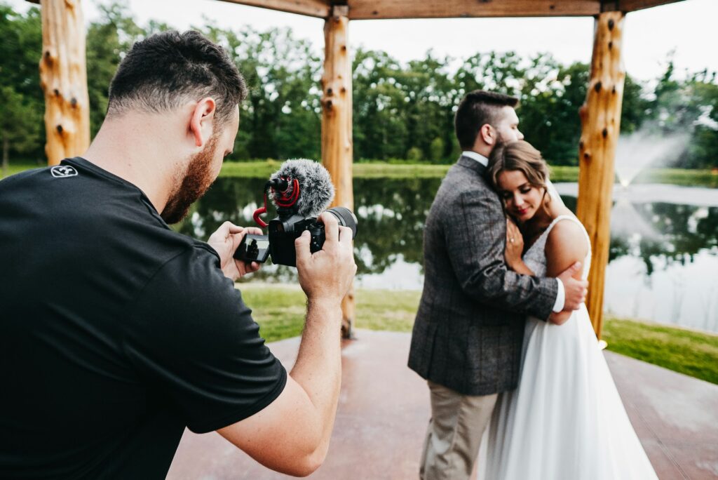 Choosing the Right Wedding Photographer