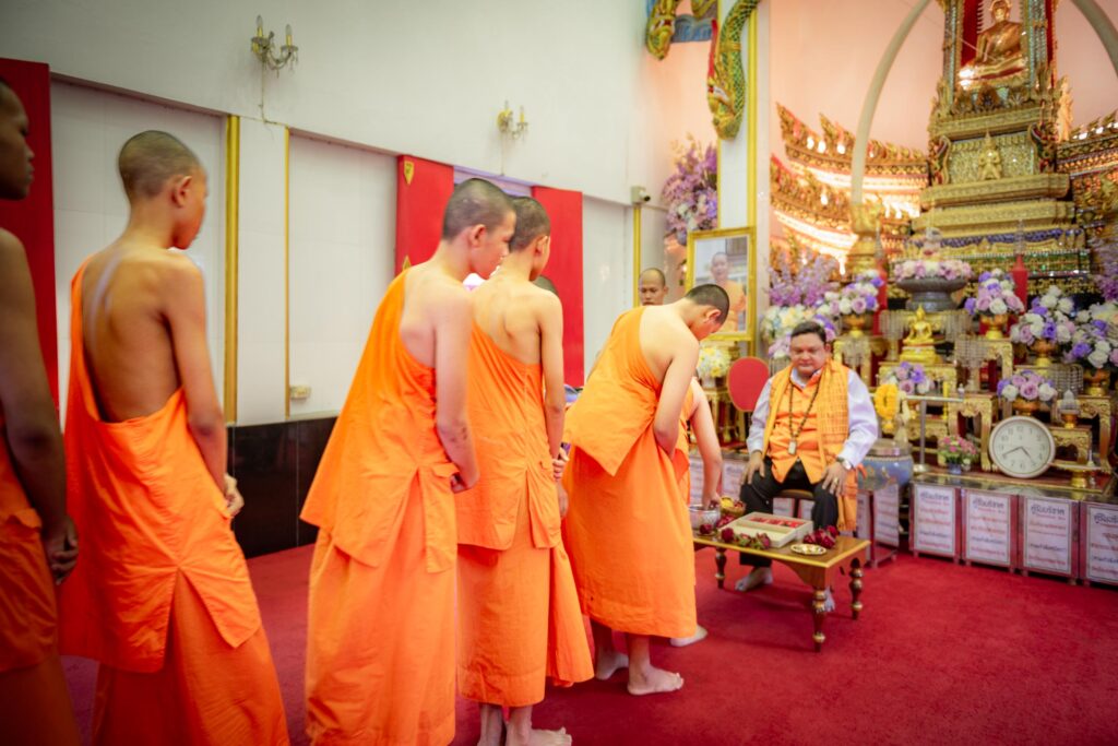 Maintaining the Traditions and Discipline of Teacher Student Relationships- Venerated Monks Queue Up to take Spiritual Instructions from the Grandmaster Guruji Shrii Arnav for their Next Level