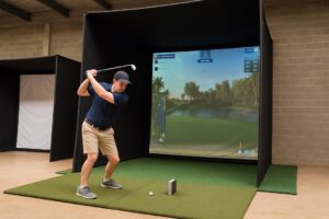 How a golf sim enclosure transforms indoor practice